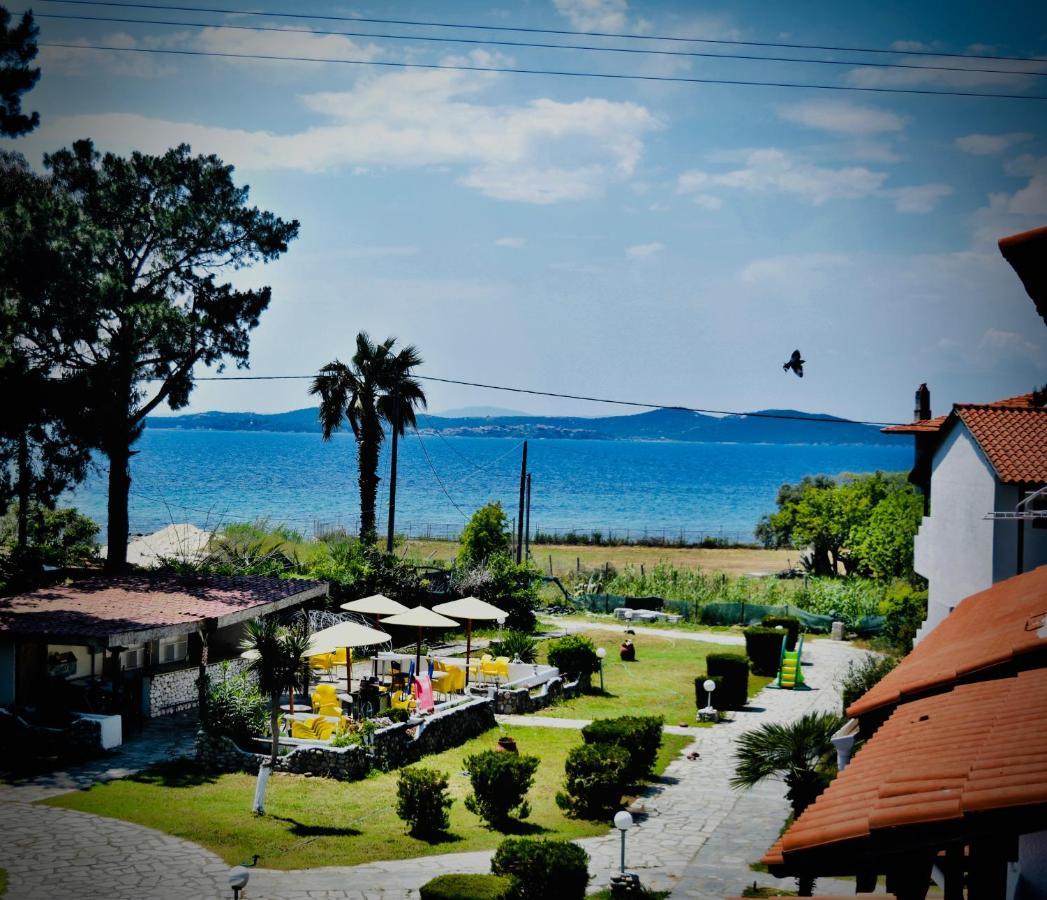 Hotel Kari Ouranoupoli Esterno foto