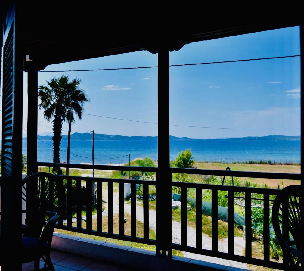 Hotel Kari Ouranoupoli Esterno foto