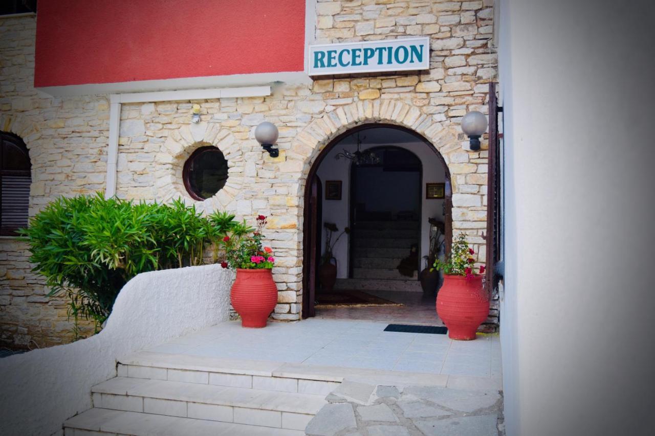 Hotel Kari Ouranoupoli Esterno foto