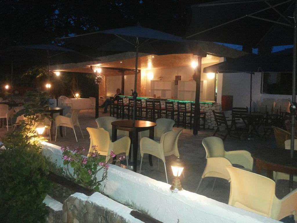 Hotel Kari Ouranoupoli Esterno foto